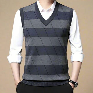 Spencer | Classic Knitted Sleeveless V-Neck Jumper with Pattern for Men